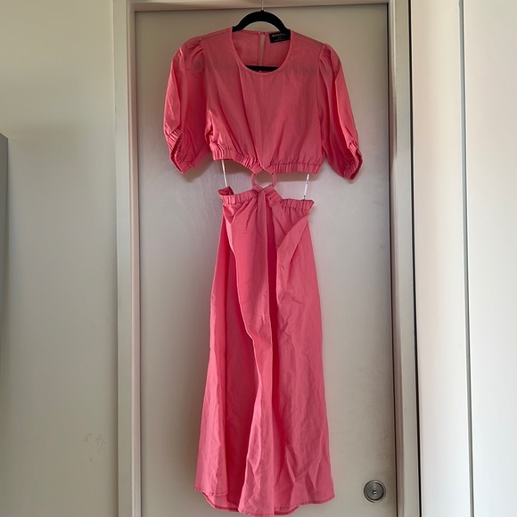 MINKPINK Pink Cut Out Maxi Dress - Picture 7 of 11